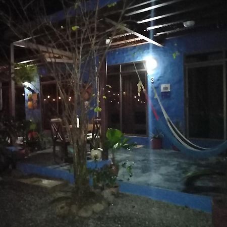 The Blue House Panama Guest House Chame Eksteriør bilde
